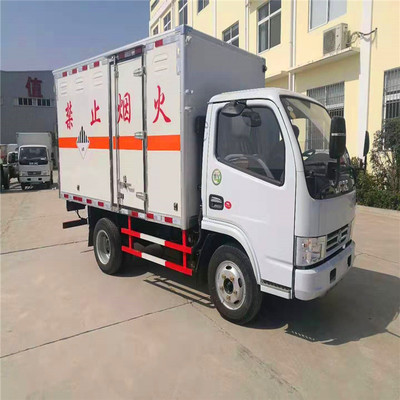 東風(fēng)小多利卡?；?類(lèi)雜項(xiàng)危險(xiǎn)物品廂式運(yùn)輸車(chē)及安全監(jiān)視報(bào)警器材的應(yīng)用與重要性